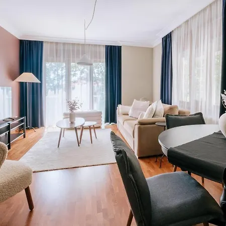 Apartamento Stylish Retreat W Balcony 2 Min To Bagdat Ave *
